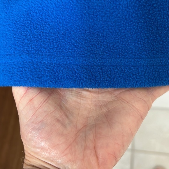 23. Ann Taylor Loft blue and green fleece jacket/Top with a 1/4 zipper - Picture 5 of 6